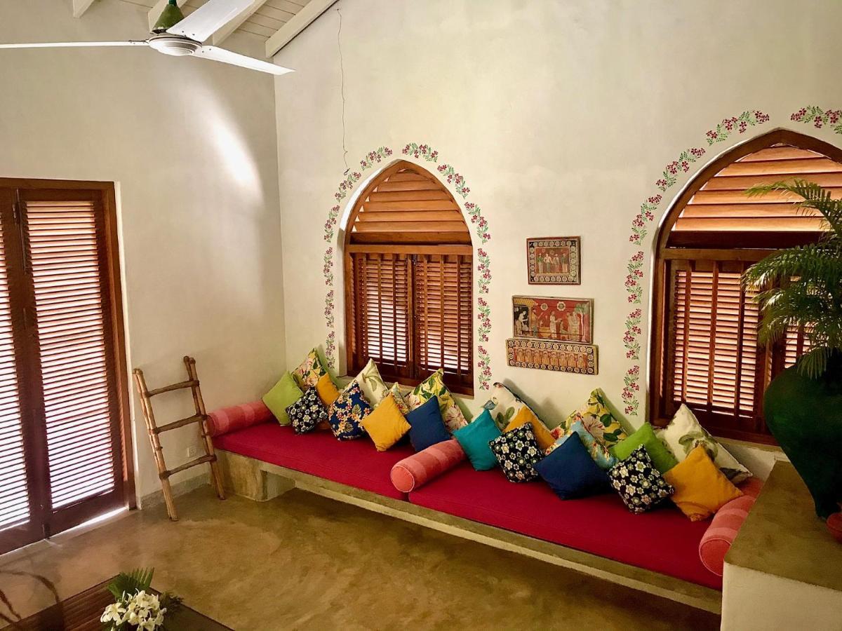 Khomba Beach House Alankuda Exterior photo